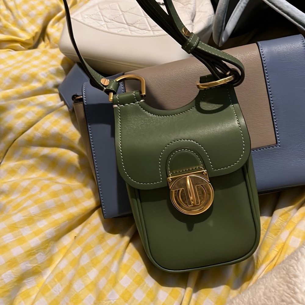 Tory Burch James phone bag